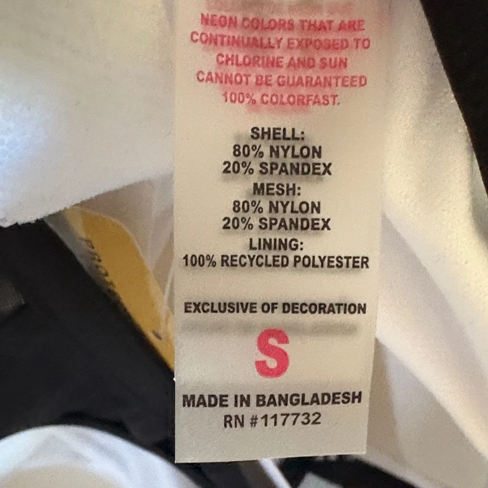 ZeroXposur Black and White Crescent Tankini Small NWT - Picture 6 of 6